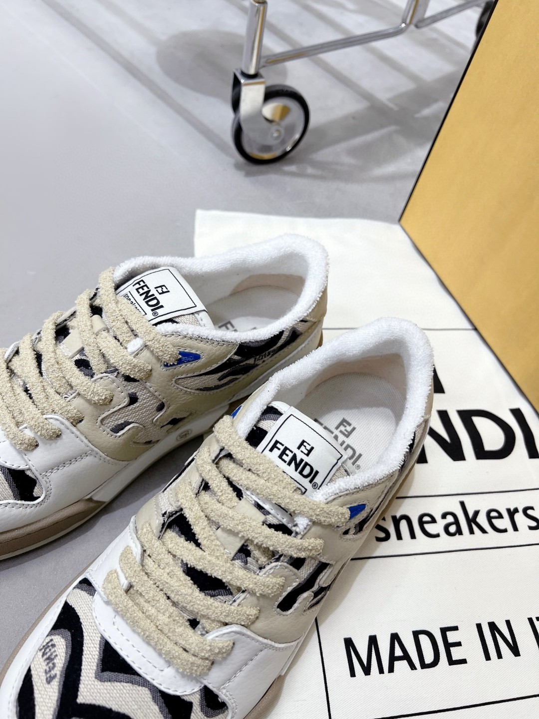 F**di FD F**di Match Low Tops Sneakers Black And White For Women
