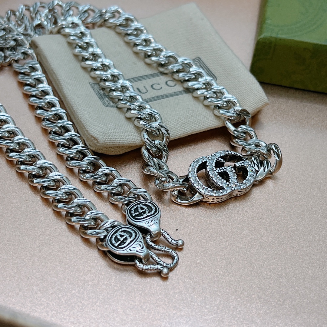 Gvc*1 Necklace Chain Silver
