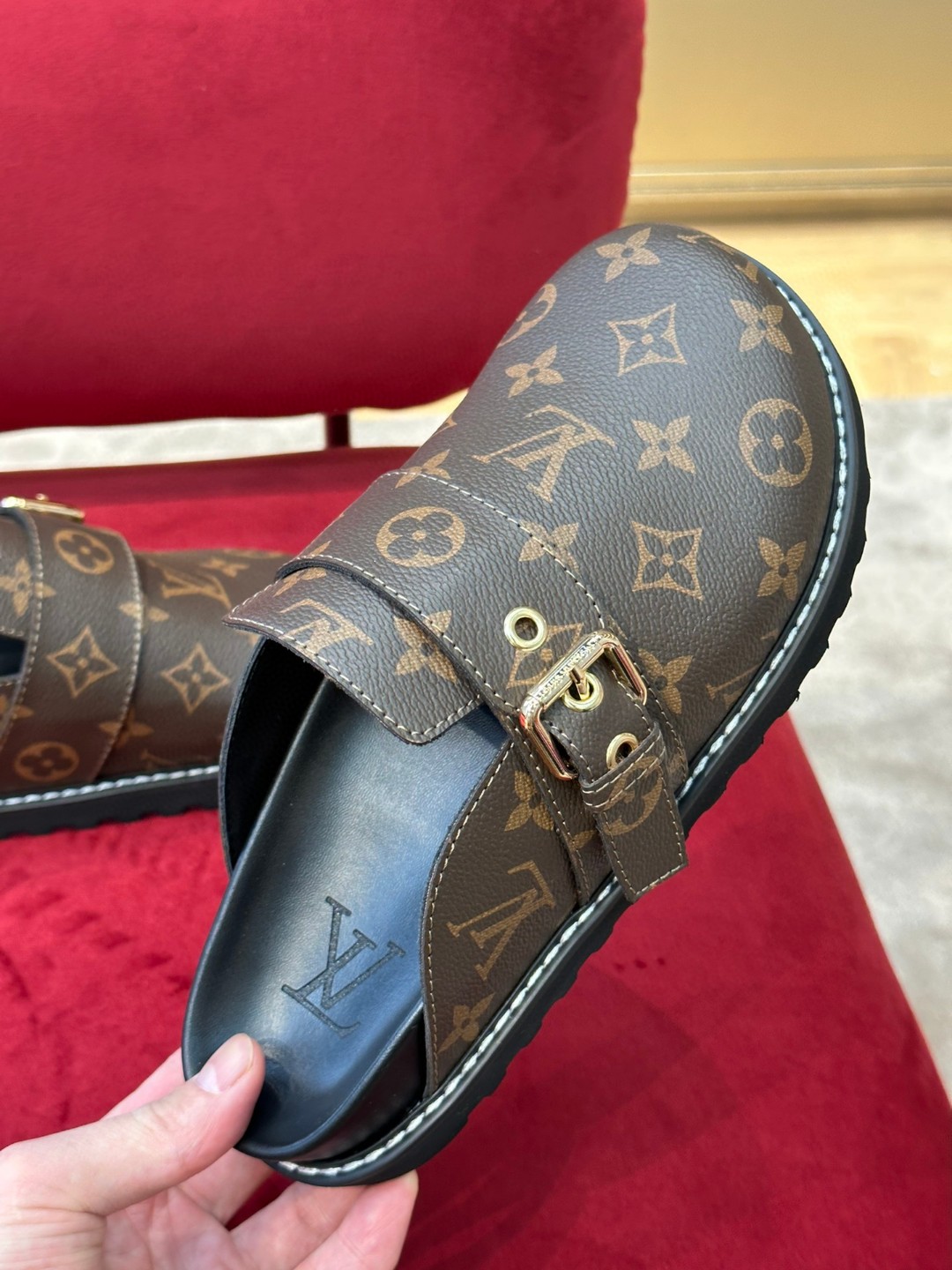 L0vis Vvtt0n LV Easy Mule Monogram Canvas Brown For Men