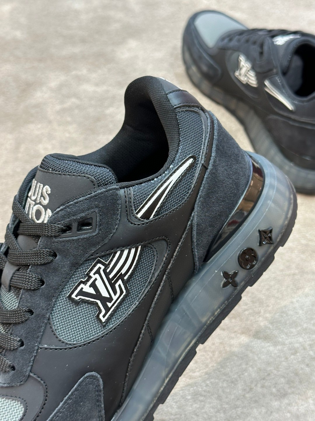 L0vis Vvtt0n Run Away Sneaker Black For Men