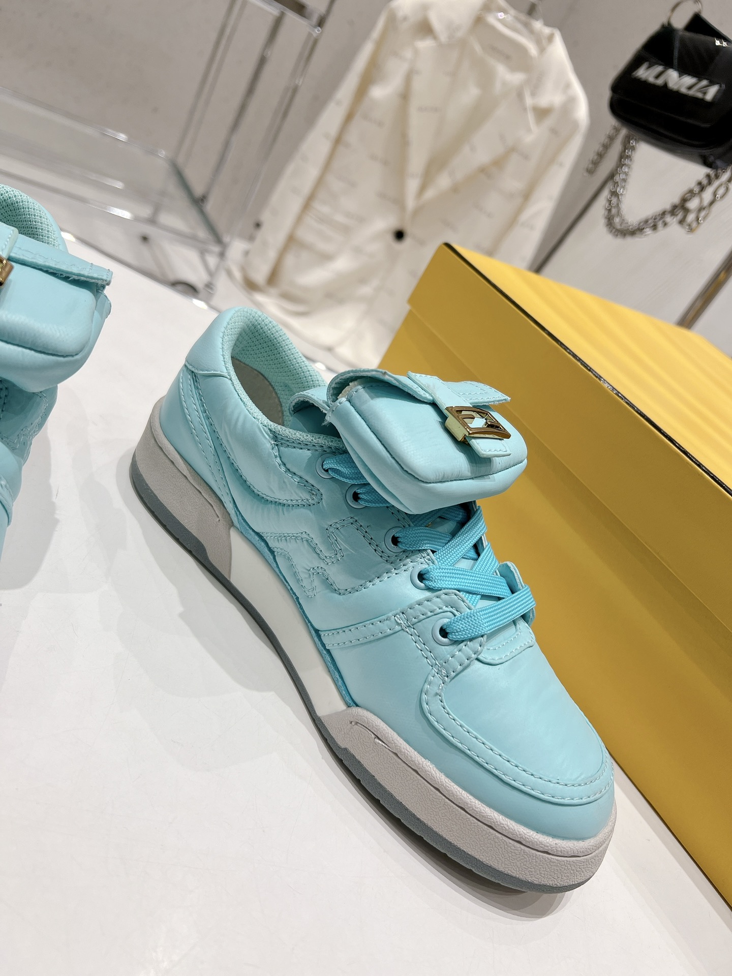 FD F**di Match Lace-Up Low-Top Sneakers Blue For Women
