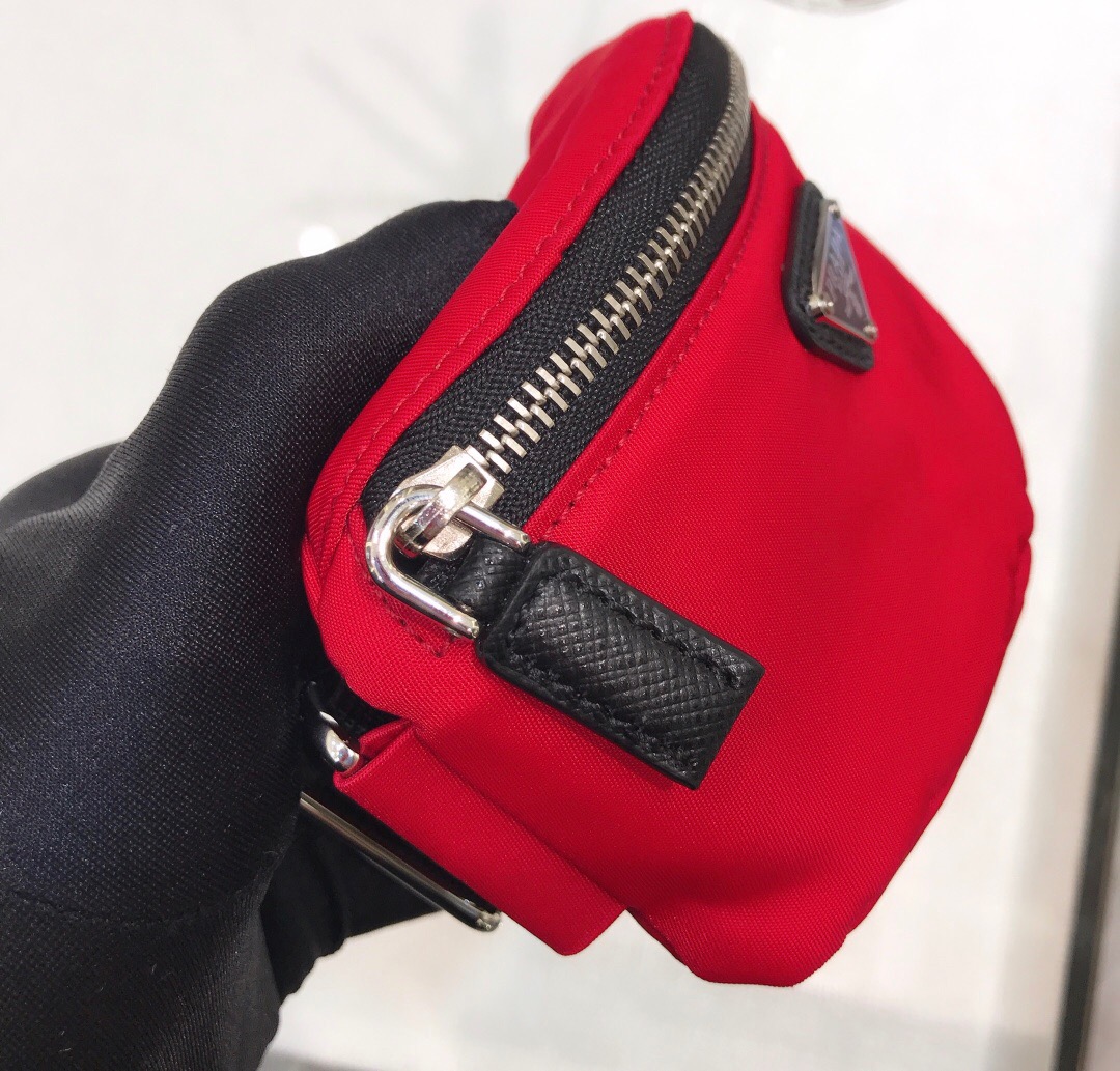 Pra*a Nylon Wristlet Clutch Bag Black/Pink/Red For Women 5.1 in/ 13 cm 2TT095_D02_F0002