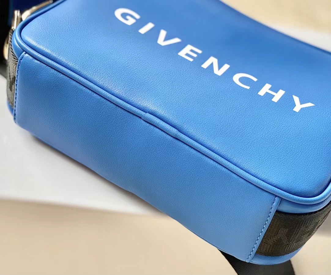 Givenchy Camera Bag Blue/Black/Yellow For Women‎ 7.75in/19.7cm GIV158073