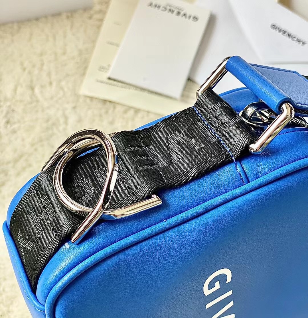 Givenchy Camera Bag Blue/Black/Yellow For Women‎ 7.75in/19.7cm GIV158073
