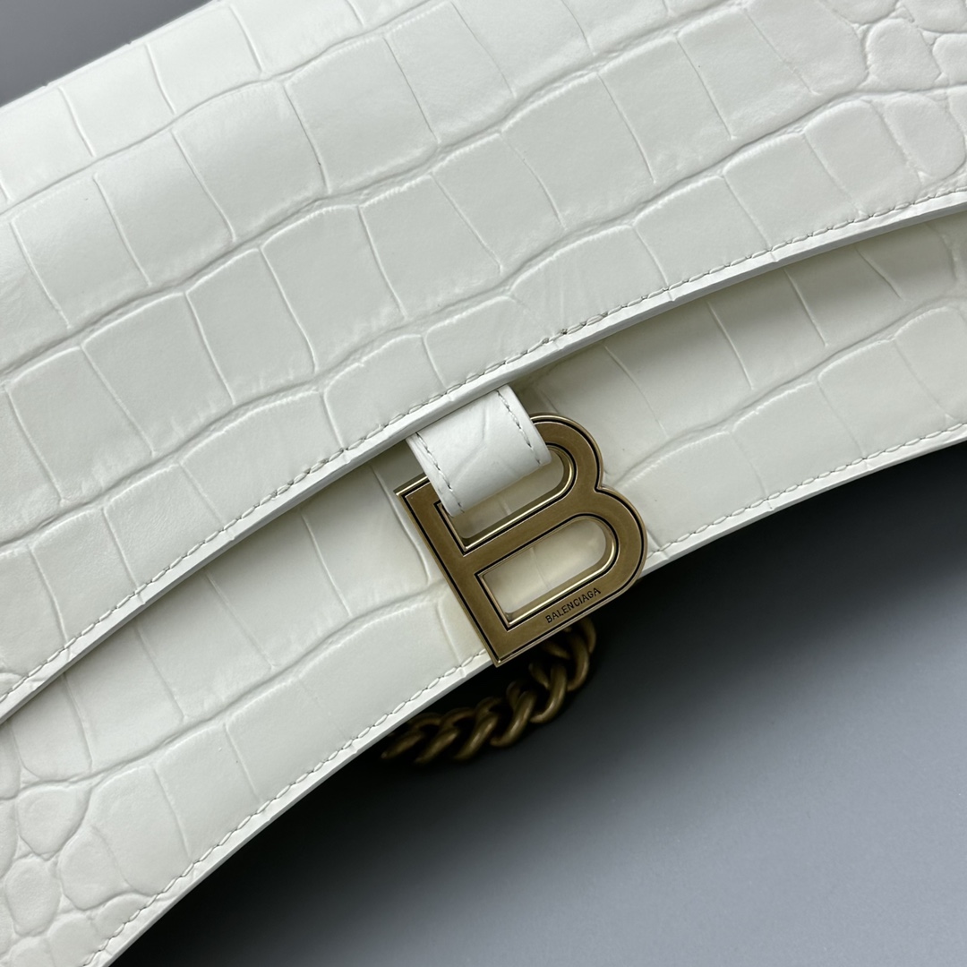 Ba1en*iaga Crush Small Chain Bag Black/White For Women‎ 9.8in/25cm 716351210IX1000