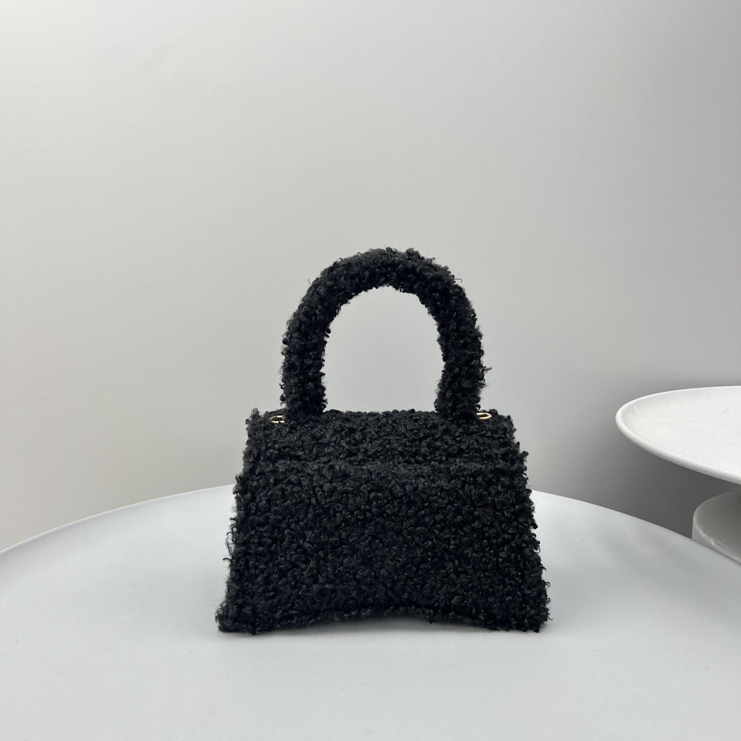 Ba1en*iaga Furry Hourglass Small Handbag Black/Grey/Pink For Women‎ 9.4in/23.8cm 676365210FU1000