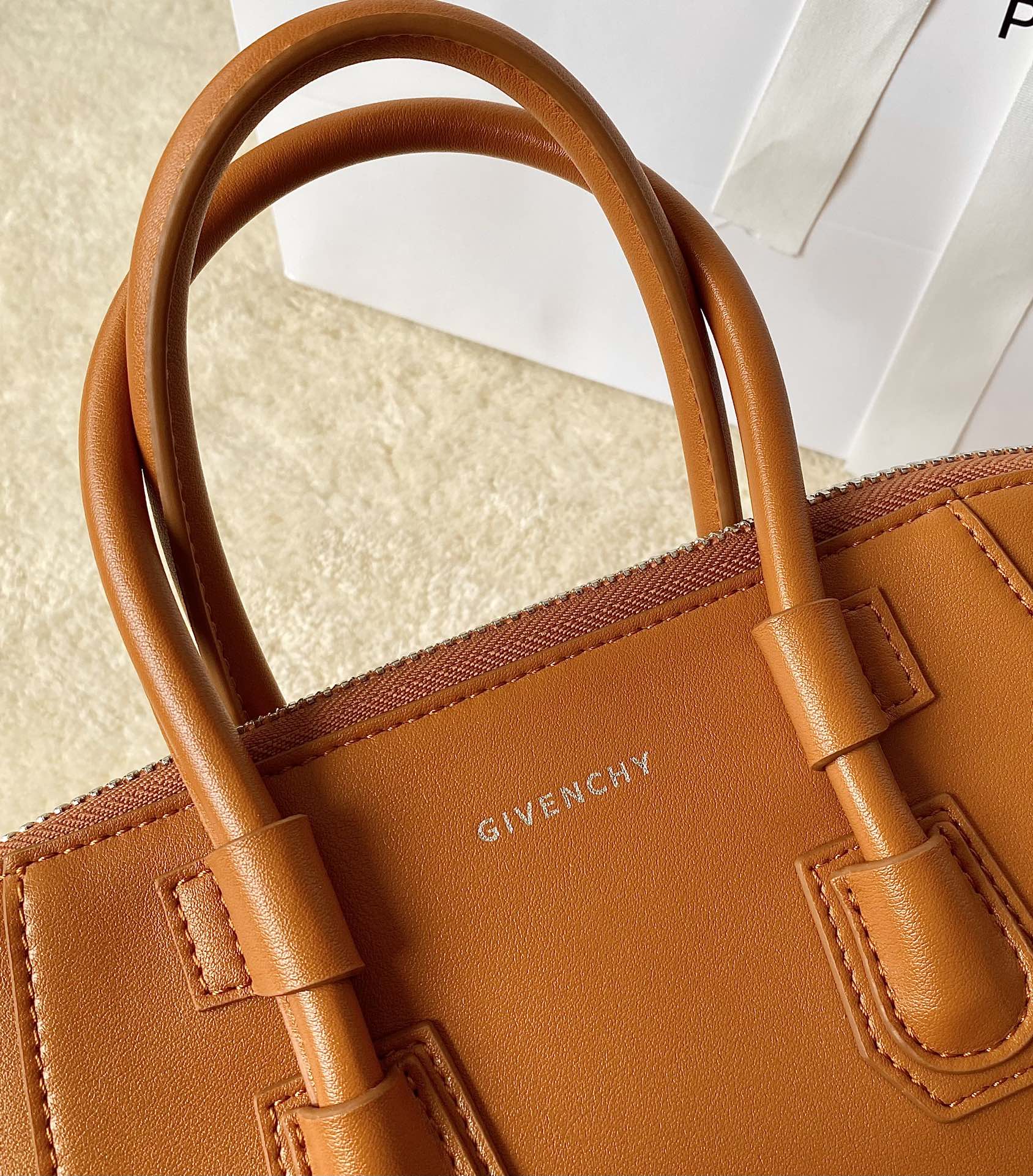 Givenchy Mini Antigona Sport Bag Brown/Black/Beige For Women‎ 8.7in/22cm BB50NVB1HT-001