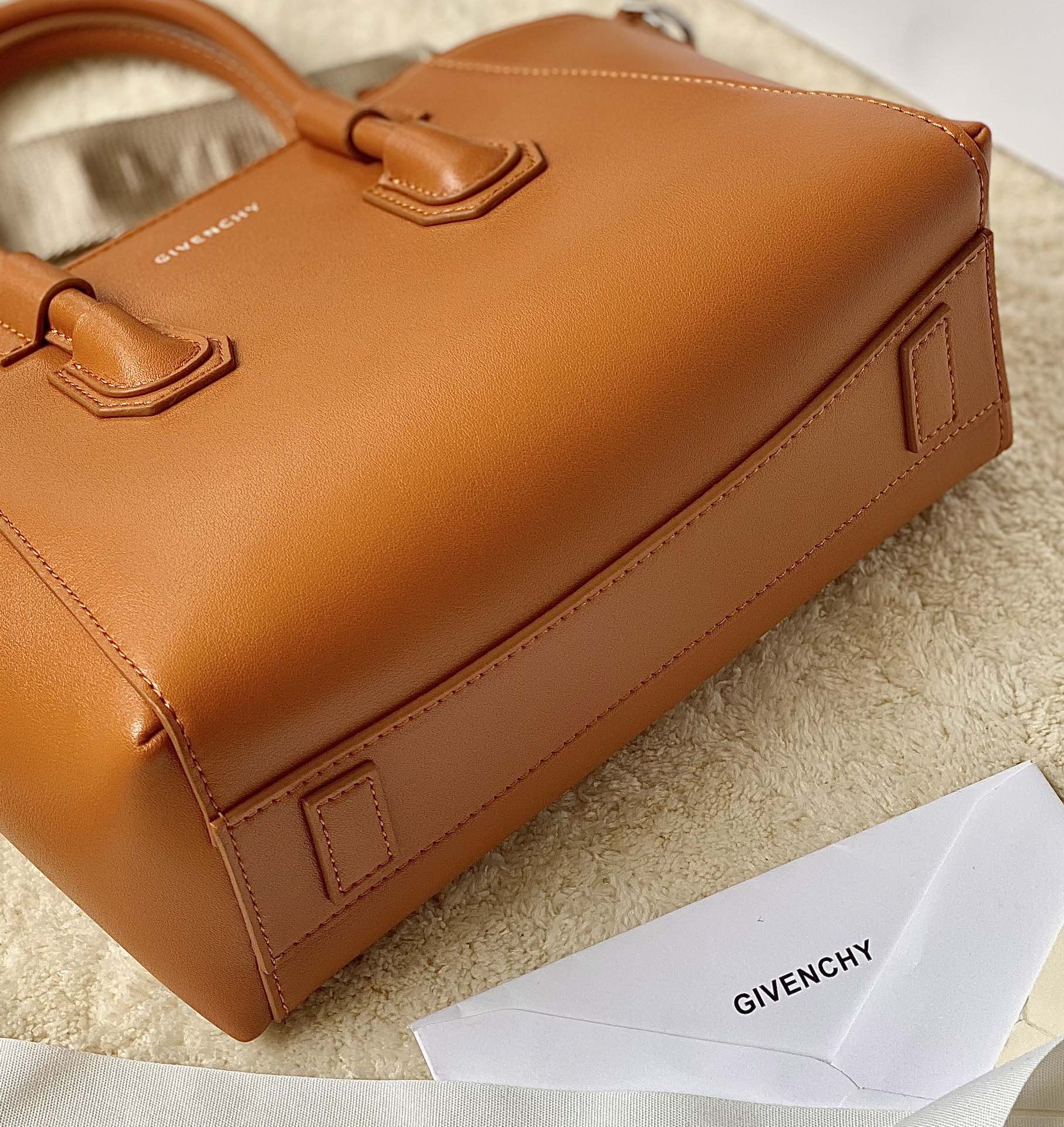 Givenchy Mini Antigona Sport Bag Brown/Black/Beige For Women‎ 8.7in/22cm BB50NVB1HT-001