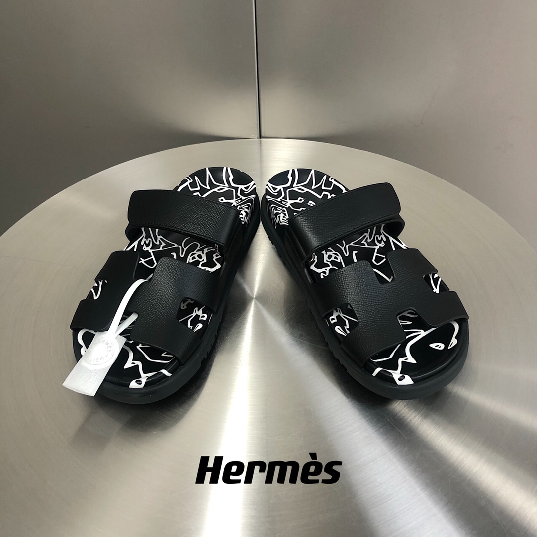 H**me5 Chypre Sandal Black For Men