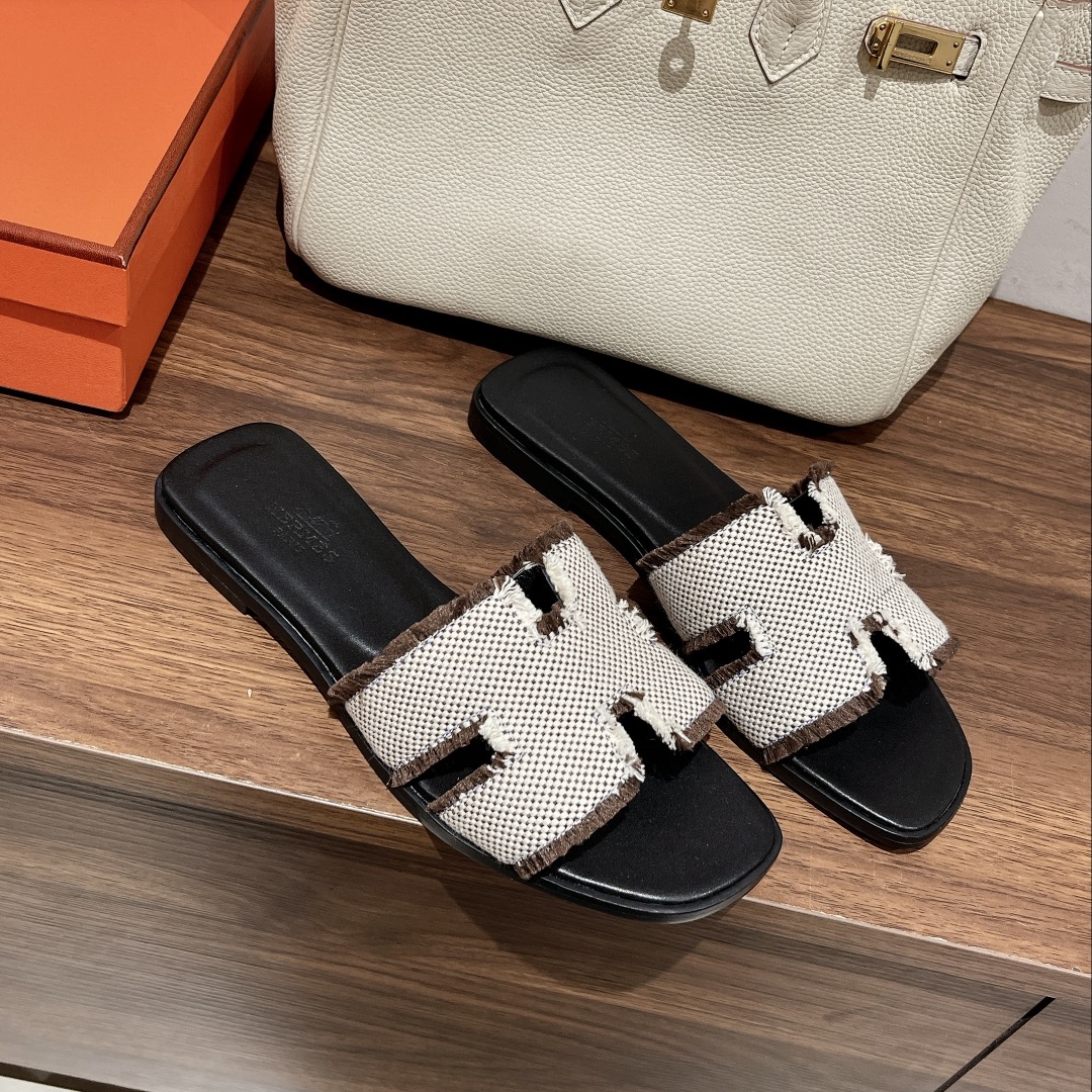 H**me5 Oran Sandal White For Women