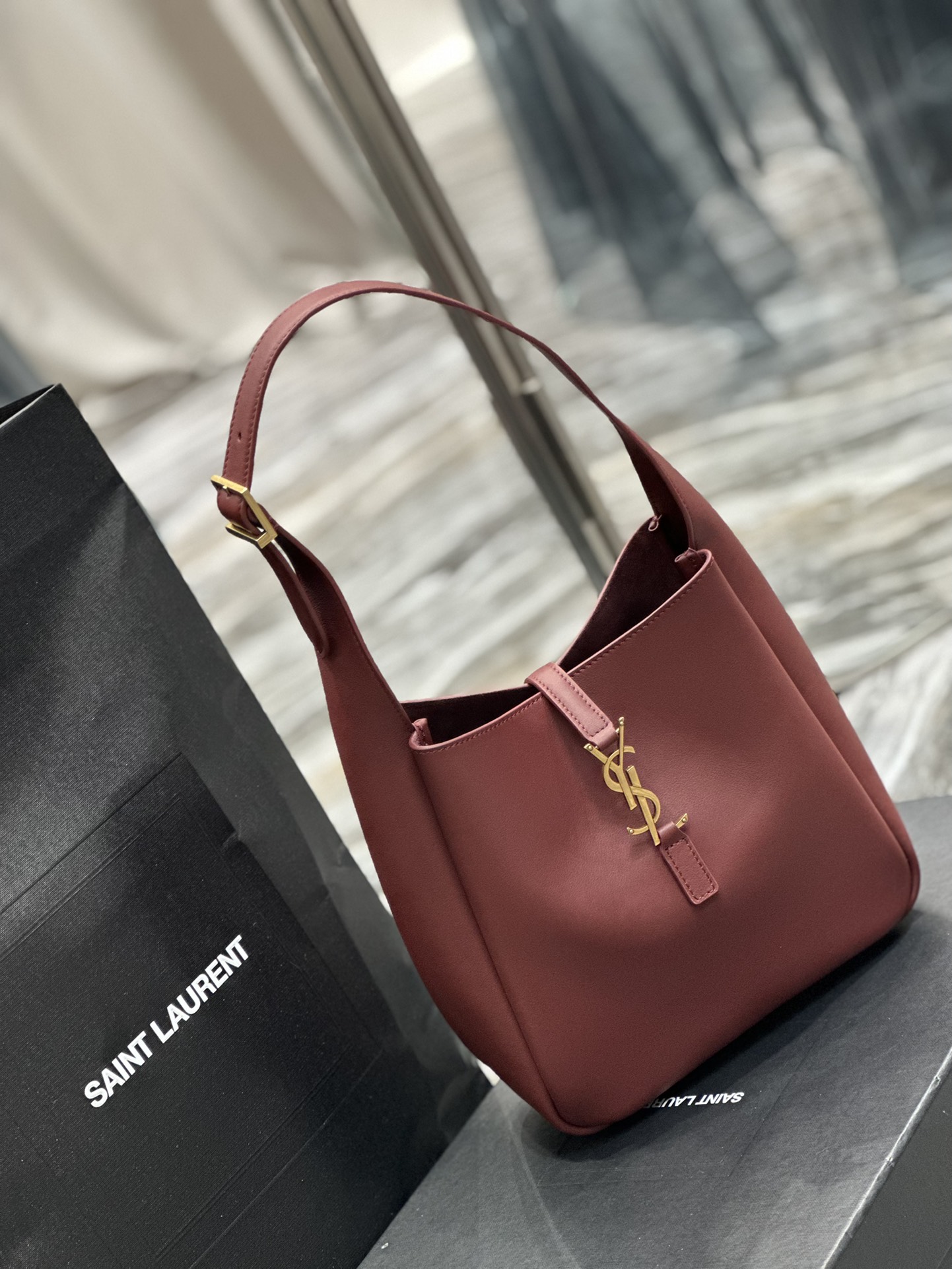 Sa1nt Lau*nt Le 5 A 7 Soft Small Black/Yellow/Burgundy For Women‎ 9in/23cm 713938AAAUQ1000
