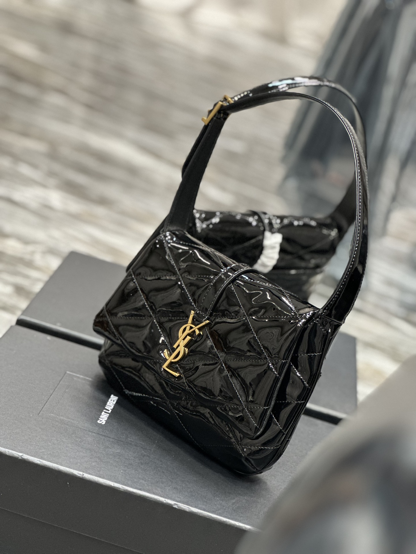 Sa1nt Lau*nt Le 5a7 Shoulder Bag Black For Women‎ 9.4in/24cm SLAU-WY2177