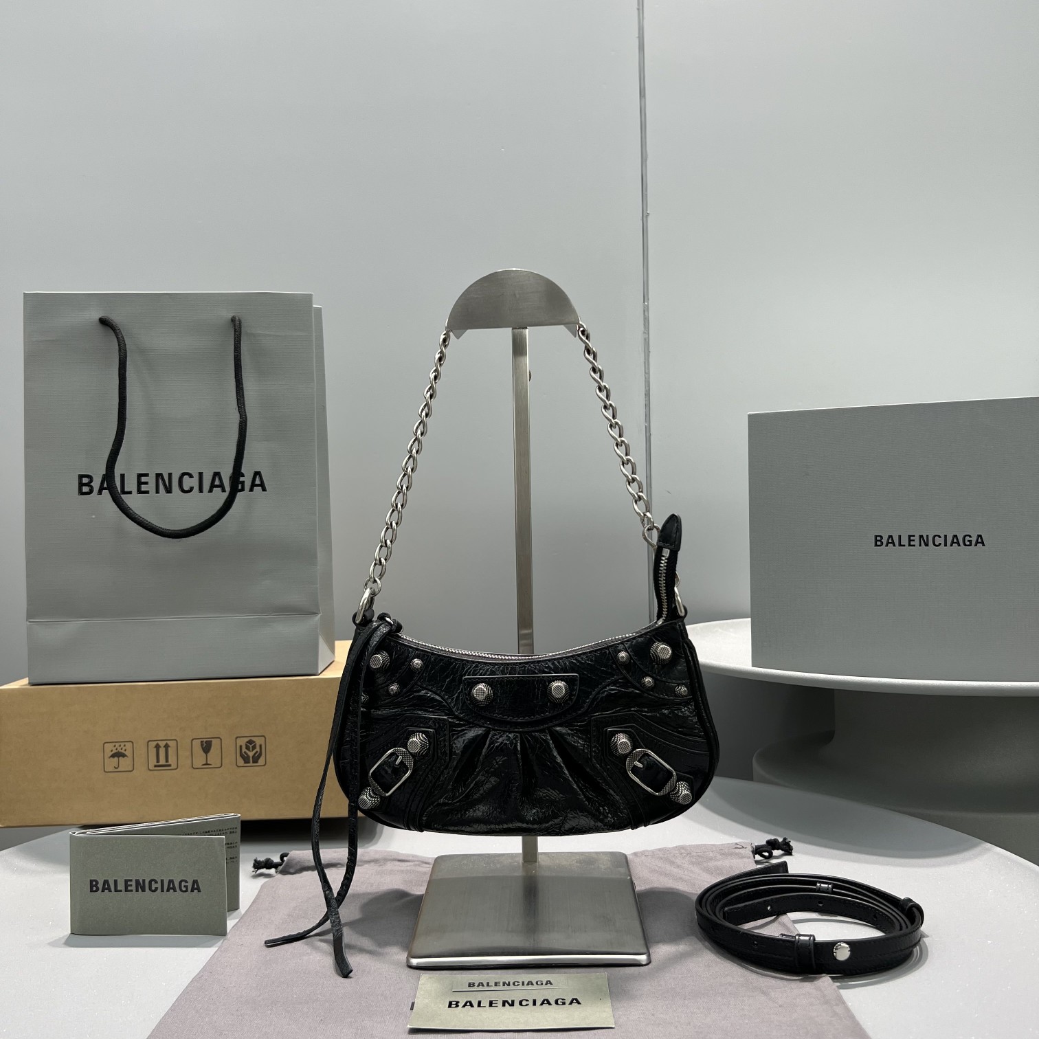 Ba1en*iaga Le Cagole Mini Bag Black/White/Pink For Women‎ 8.2in/20.8cm 6958141VG9Y1000