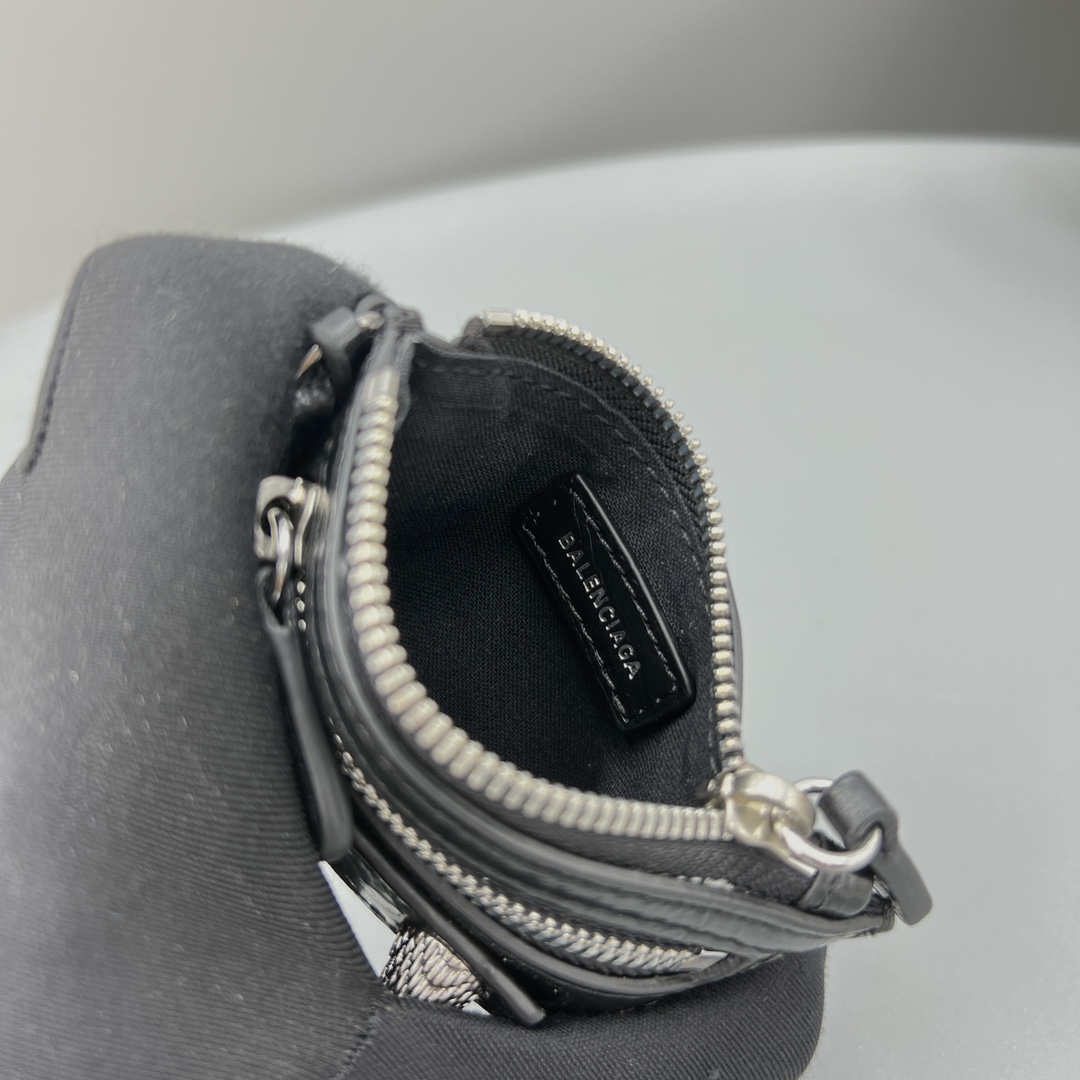 Ba1en*iaga Le Cagole XS Flap Bag Black For Women‎ 9.4in/24cm