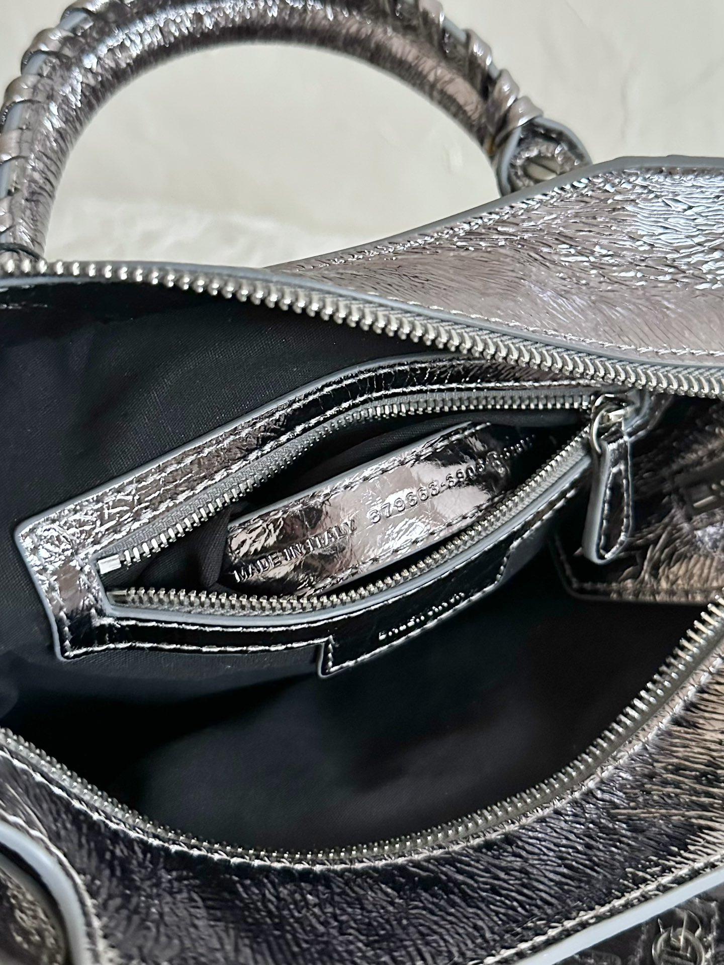 Ba1en*iaga Neo Cagole City Small Handbag White/Silver For Women‎ 10.5in/27cm 222342F046015