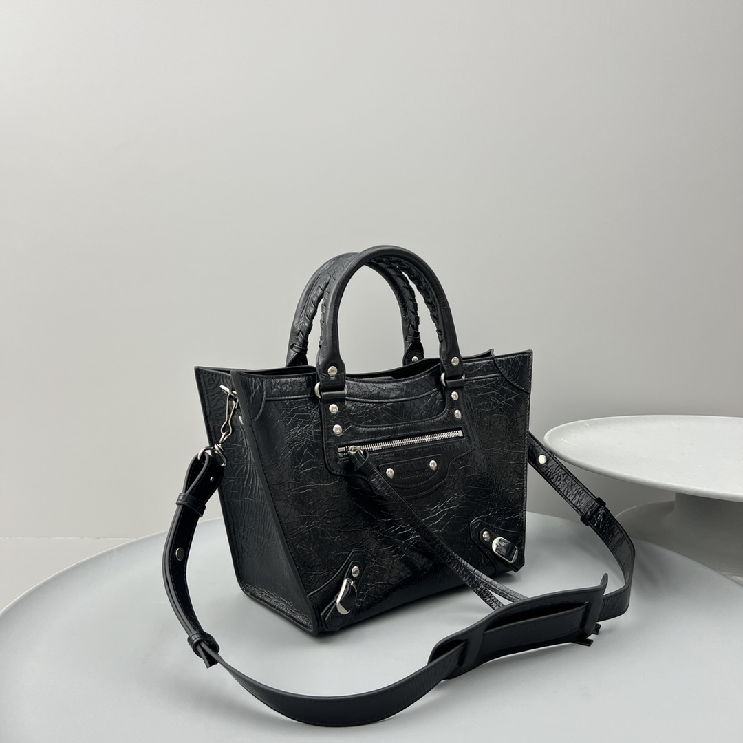 Ba1en*iaga Neo Classic Small Handbag Black For Women‎ 13in/33cm