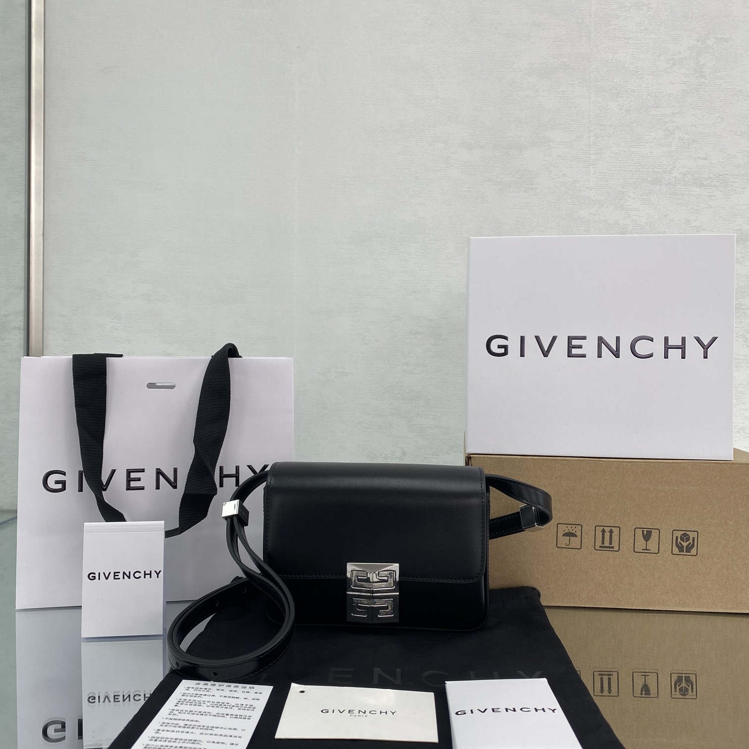 Givenchy Small 4G Bag Black/White/Pink For Women‎ 6.5in/16.5cm