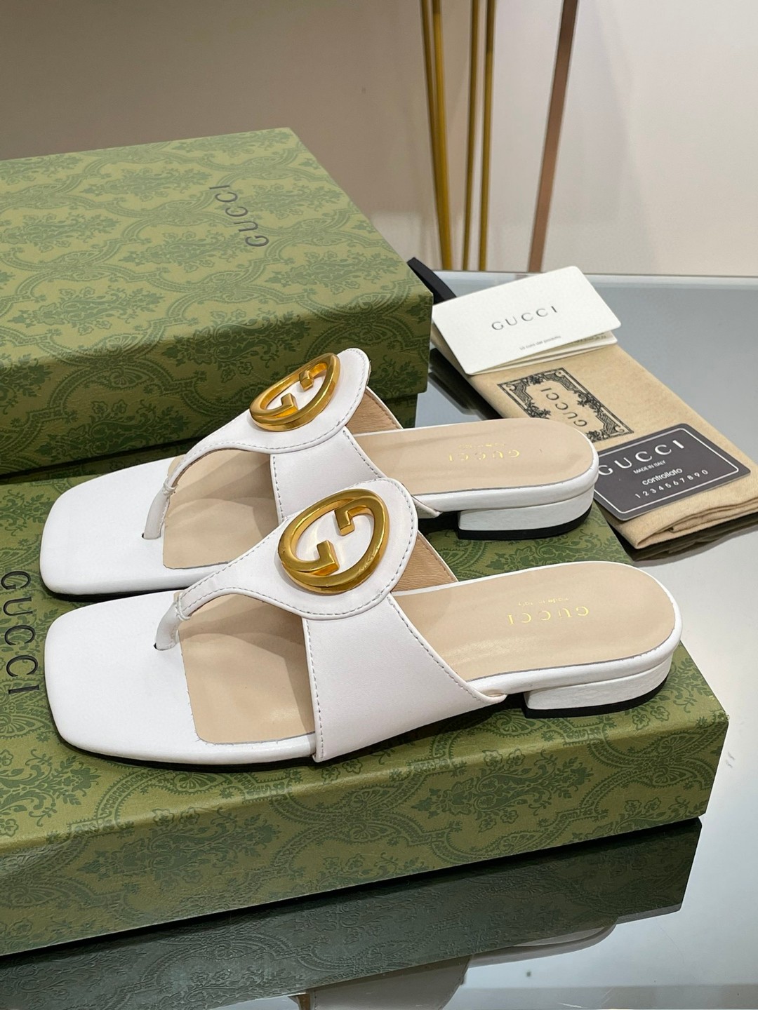 Gvc*1 Blondie Thong Sandal White For Women ‎‎739048 C9D00 9022