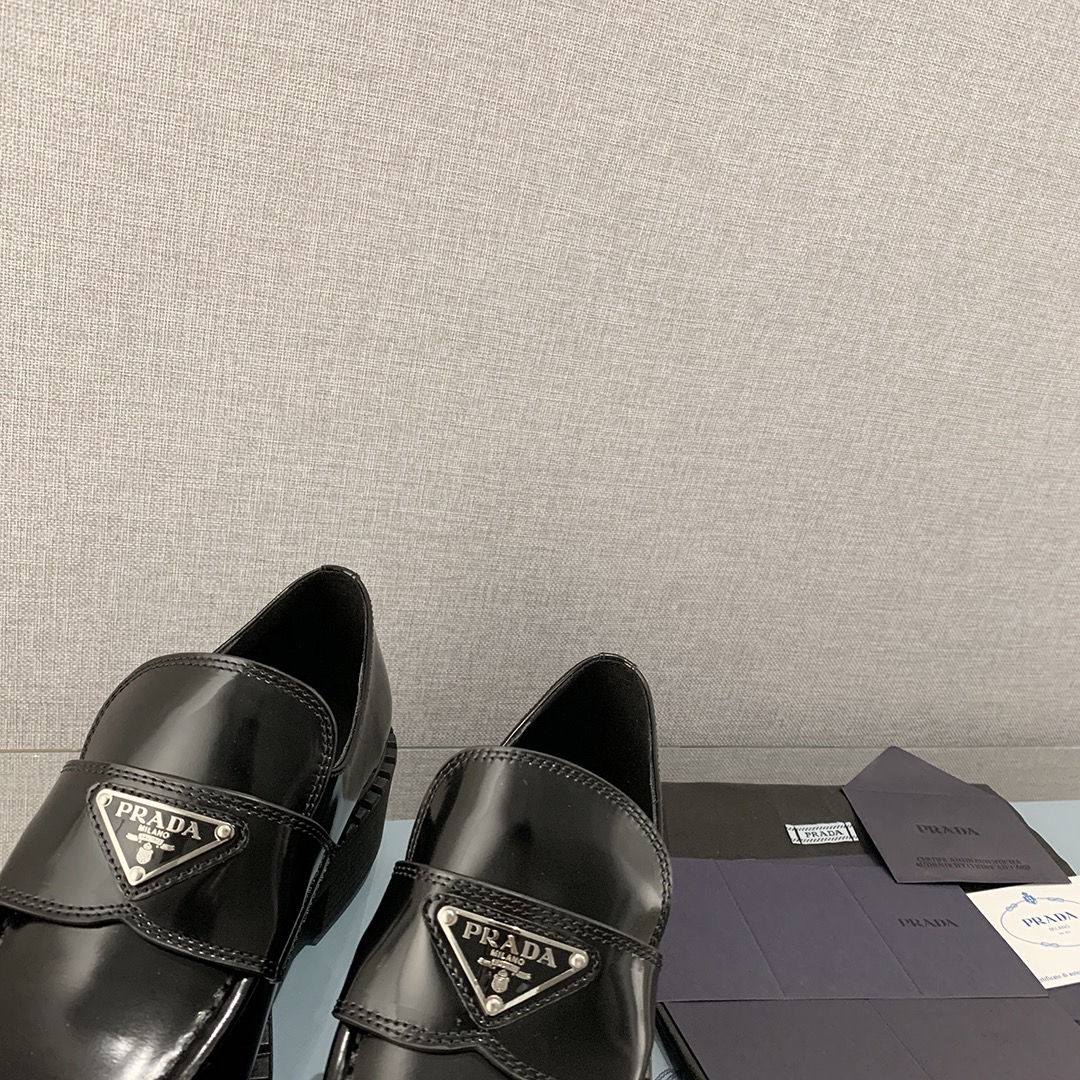 Pra*a Chocolate Patent Loafers Black For Women 1.9 in/ 5cm 1D246M_JHR_F0002_F_B050