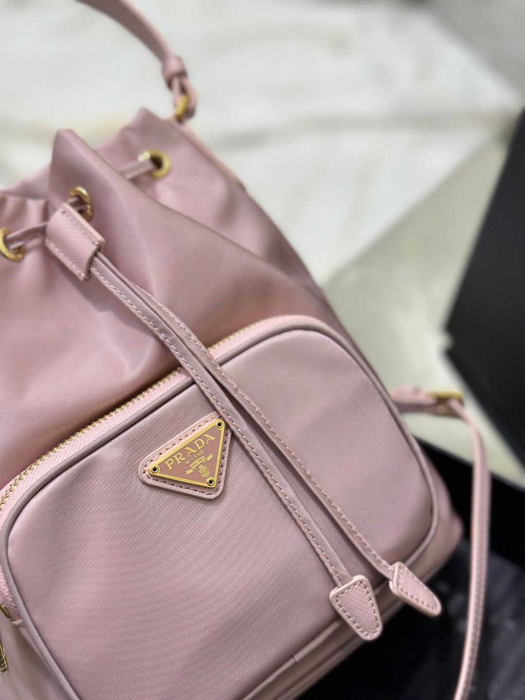 Pra*a Duet Bucket Shoulder Bag Light Pink/Beige For Women 8.6 in / 22.5 cm 1BH038_RV44_F0E18_V_OOO
