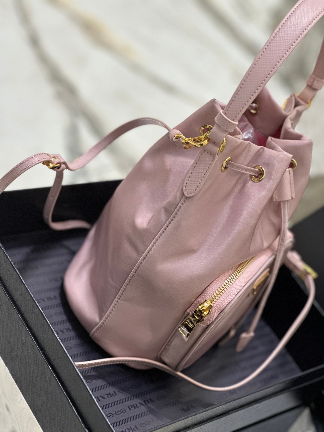 Pra*a Duet Bucket Shoulder Bag Light Pink/Beige For Women 8.6 in / 22.5 cm 1BH038_RV44_F0E18_V_OOO