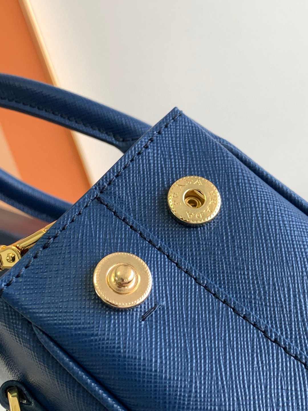 Pra*a Galleria Saffiano Mini Bag White/Beige/Blue/Dark Blue For Women 7.8 in / 20 cm 1BA906_NZV_F0009_V_EOM