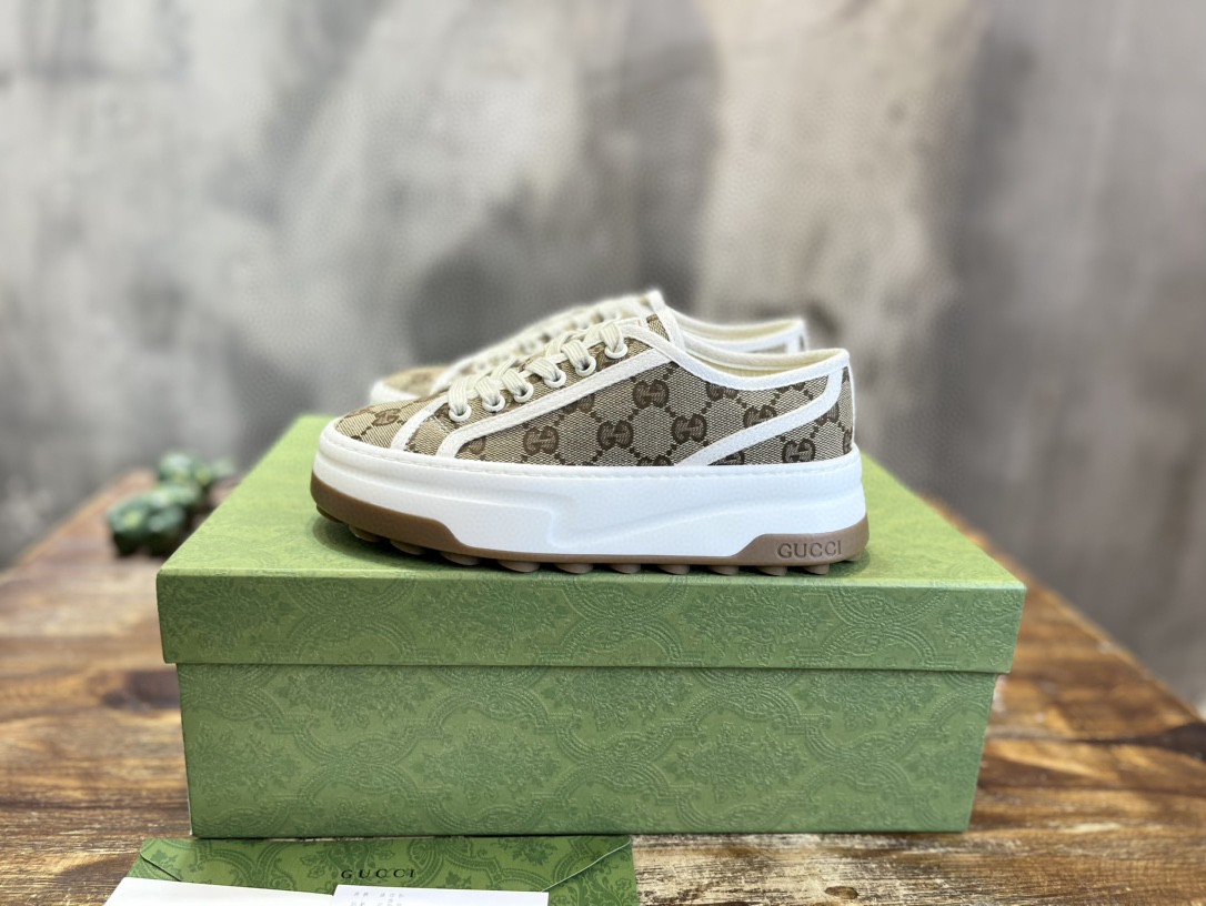 Gvc*1 Low-Cut Sneaker Brown For Women