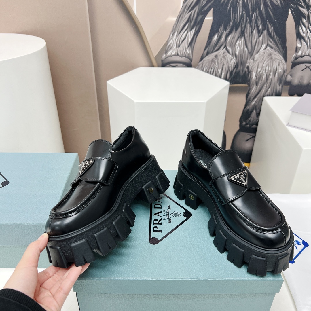Pra*a Monolith Ombré Brushed Loafers Black For Women 2.1 in/ 5.5cm 1D649M_3LMH_F0I89_F_B055