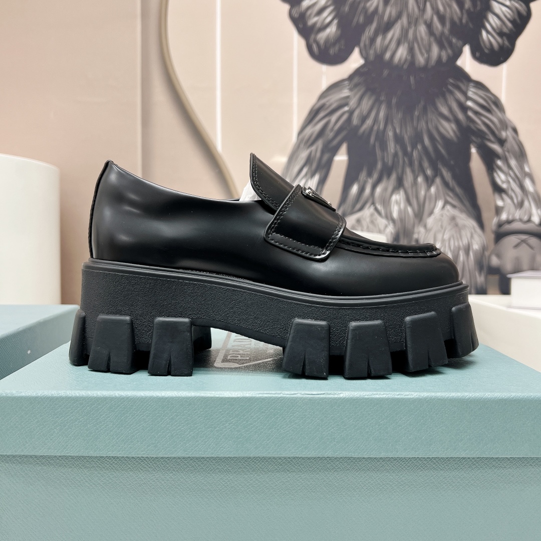 Pra*a Monolith Ombré Brushed Loafers Black For Women 2.1 in/ 5.5cm 1D649M_3LMH_F0I89_F_B055