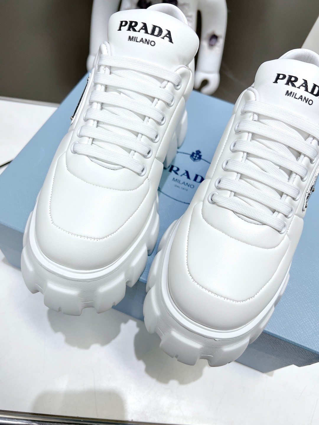 Pra*a Soft Padded Nappa Lace-Up Shoes White For Women 2.1 in/ 5.5 cm 1E119N_2DL8_F0009_F_055