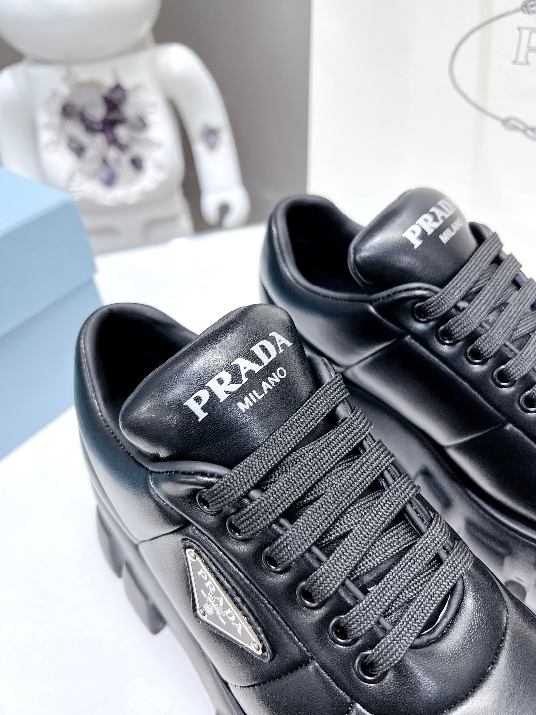 Pra*a Soft Padded Nappa Lace-Up Shoes Black For Women 2.1 in/ 5.5 cm