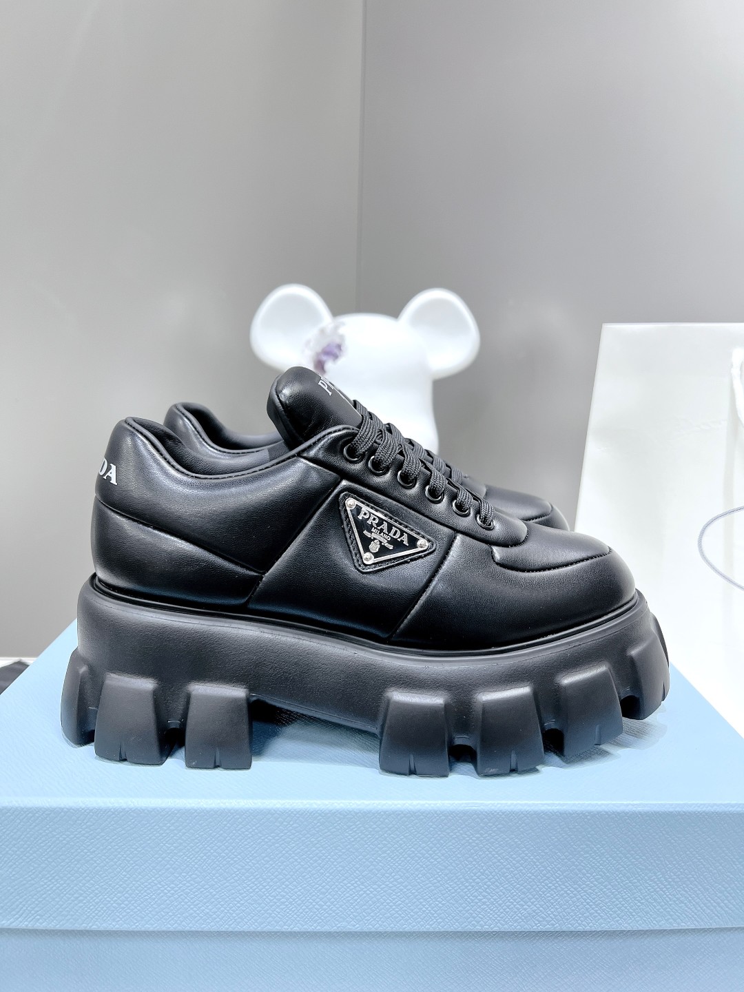Pra*a Soft Padded Nappa Lace-Up Shoes Black For Women 2.1 in/ 5.5 cm