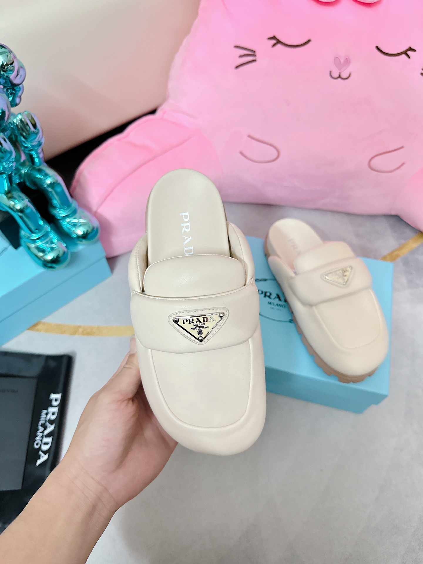 Pra*a Soft Padded Nappa Sabots Beige For Women 0.8 in/ 2cm 1S084N_2DL8_F0F24_F_020