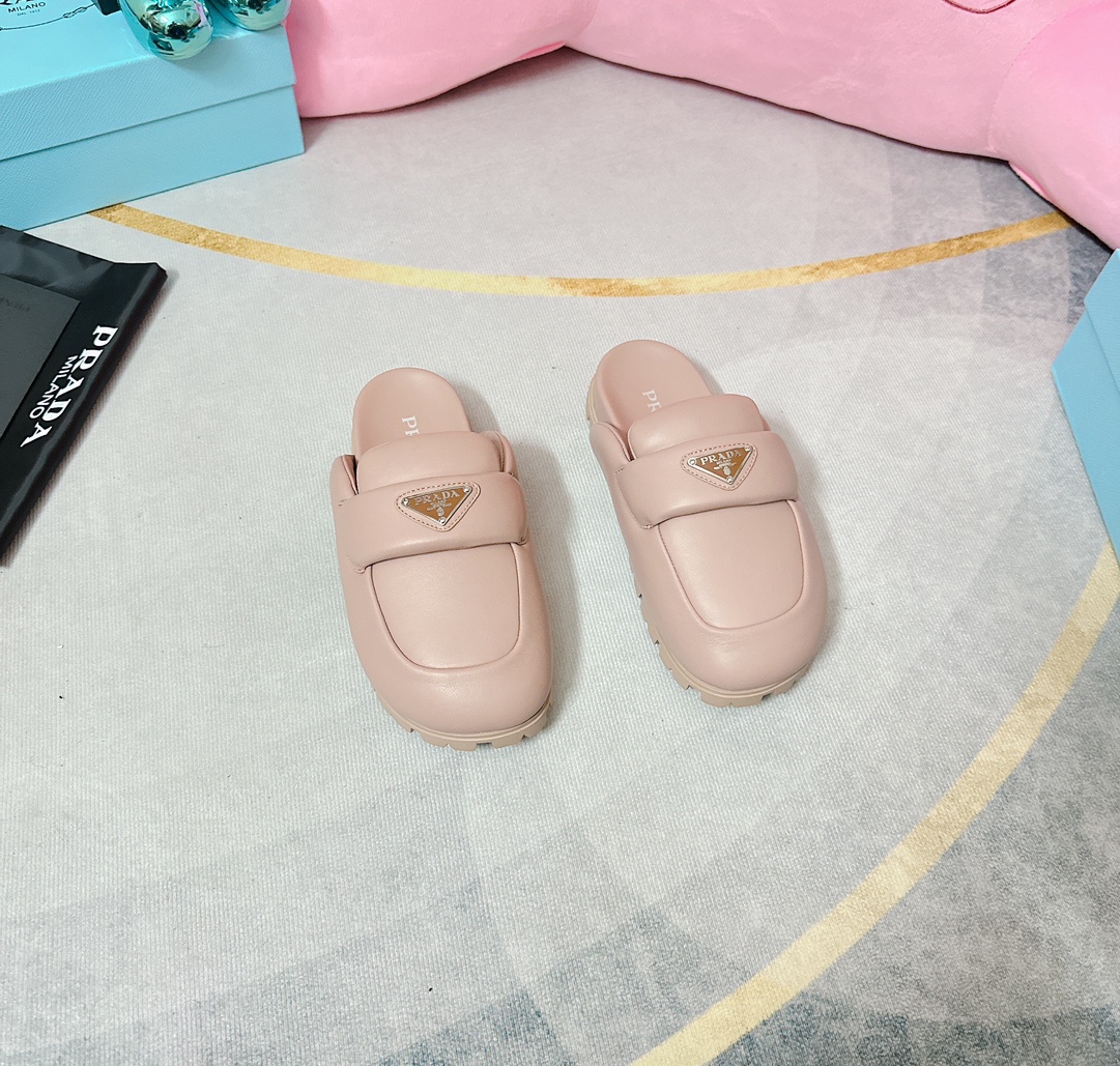 Pra*a Soft Padded Nappa Sabots Light Pink For Women 0.8 in/ 2cm