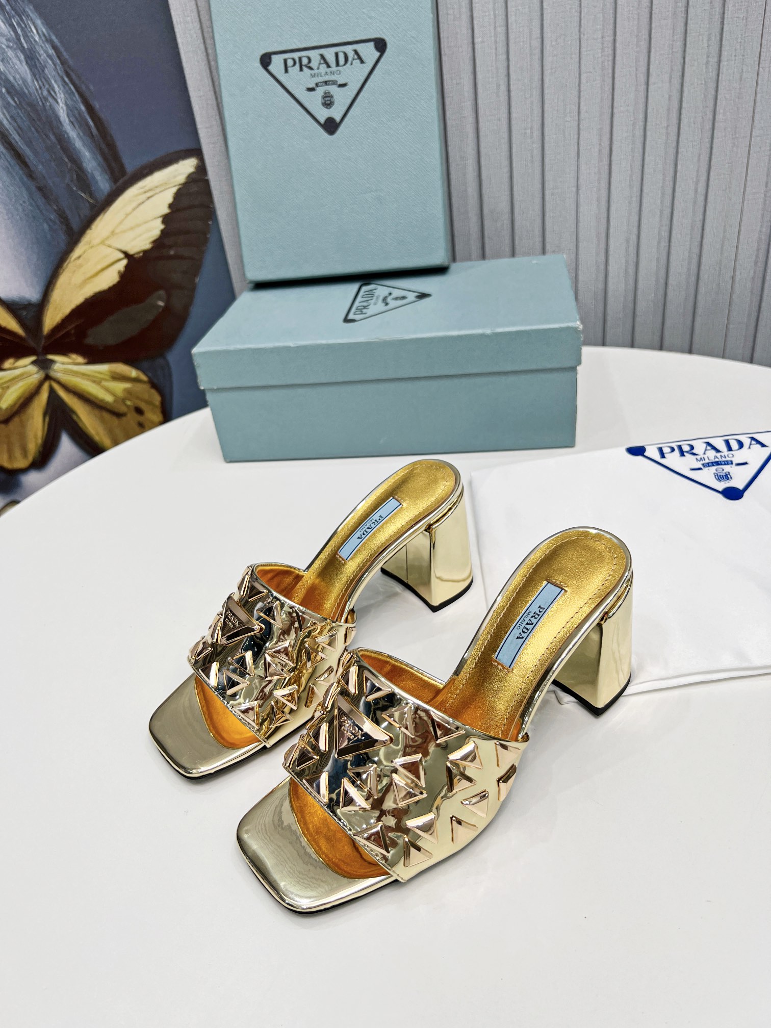 Pra*a Studded Metallic Mules Gold Tone For Women 2.6 in/ 6.5cm 1XX647_3LL5_F0522_F_065