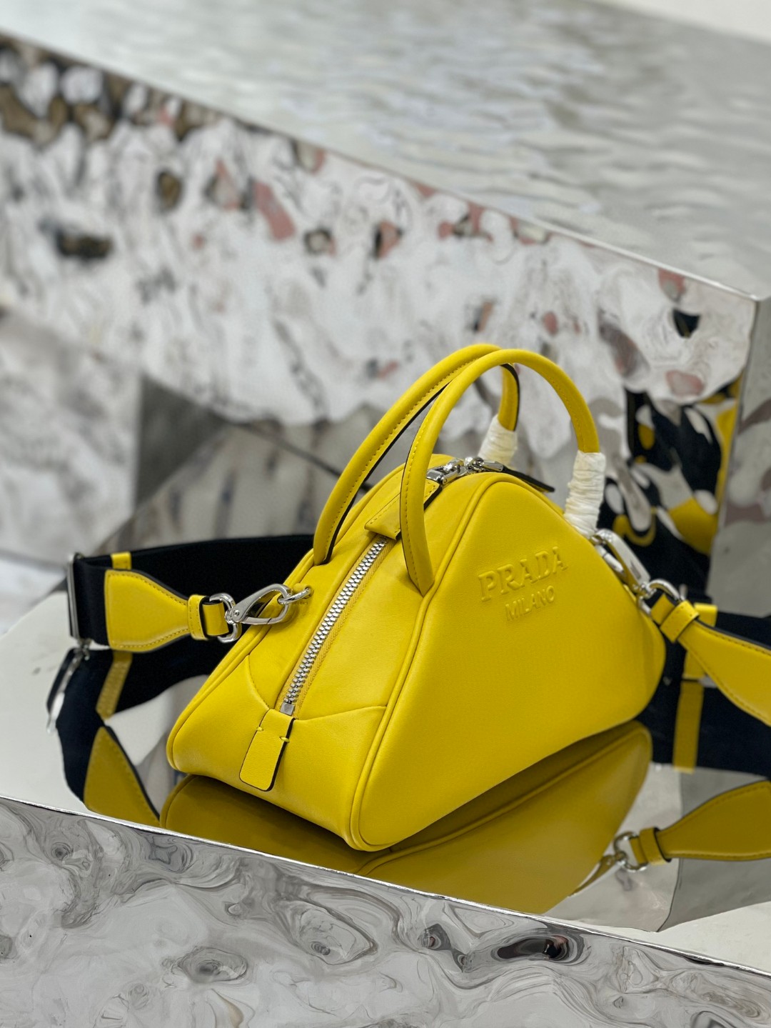 Pra*a Triangle Bag Yellow/Green For Women 9.8 in / 25 cm 1BB082_2BYA_F0377_V_NEO