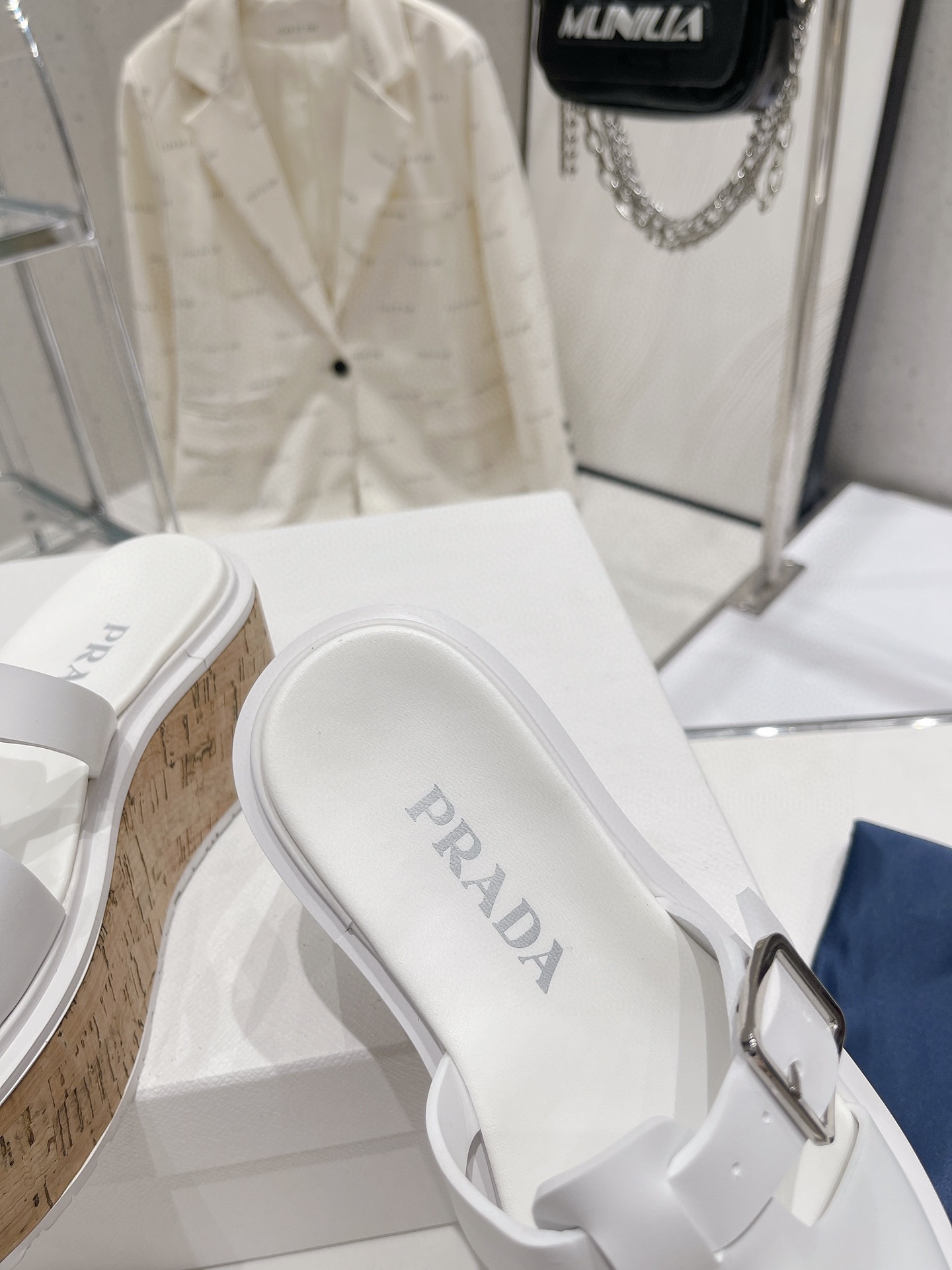 Pra*a Wedge Platform Sandals White For Women 2.9 in/ 7.5 cm 1XX641_3LLP_F0009_F_075