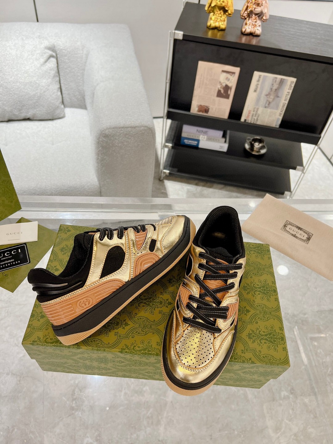 Gvc*1 Basket Sneaker Gold For Men