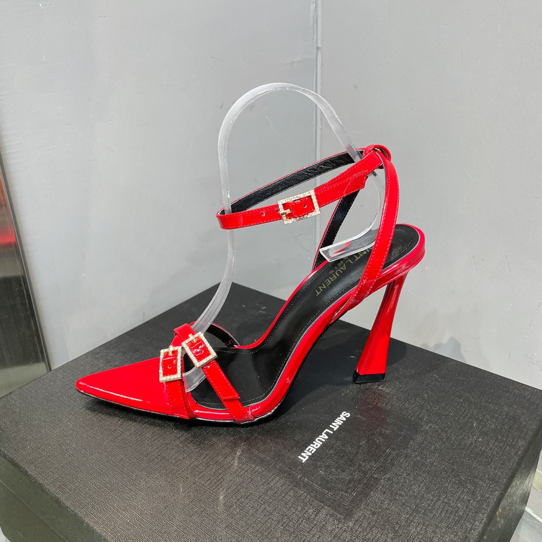 Sa1nt Lau*nt Lila Sandals In Patent Red For Women