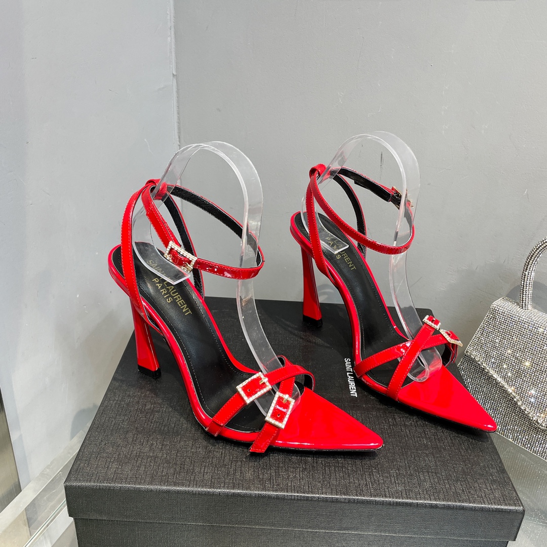 Sa1nt Lau*nt Lila Sandals In Patent Red For Women