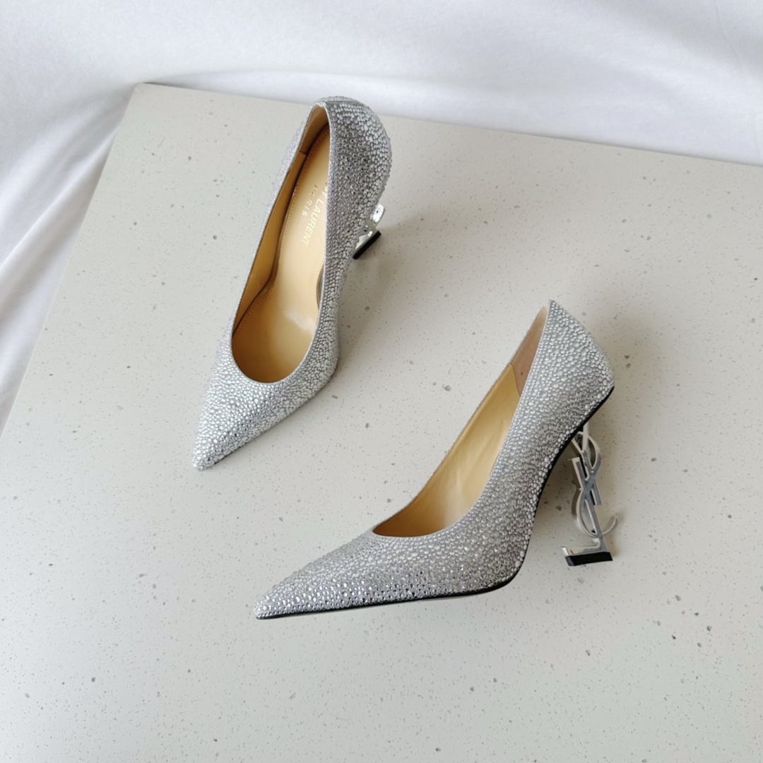 Sa1nt Lau*nt Opyum Pumps In Rhinestones Silver For Women