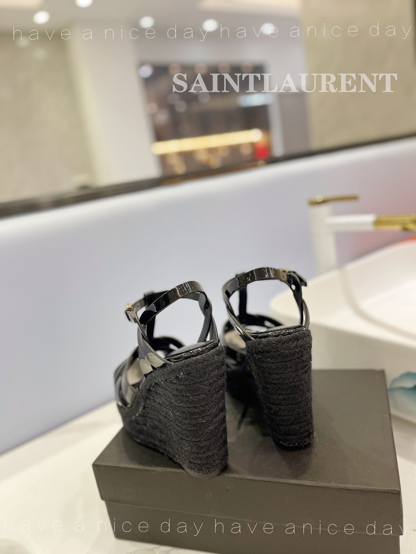 Sa1nt Lau*nt Tribute Espadrilles In Patent Black For Women