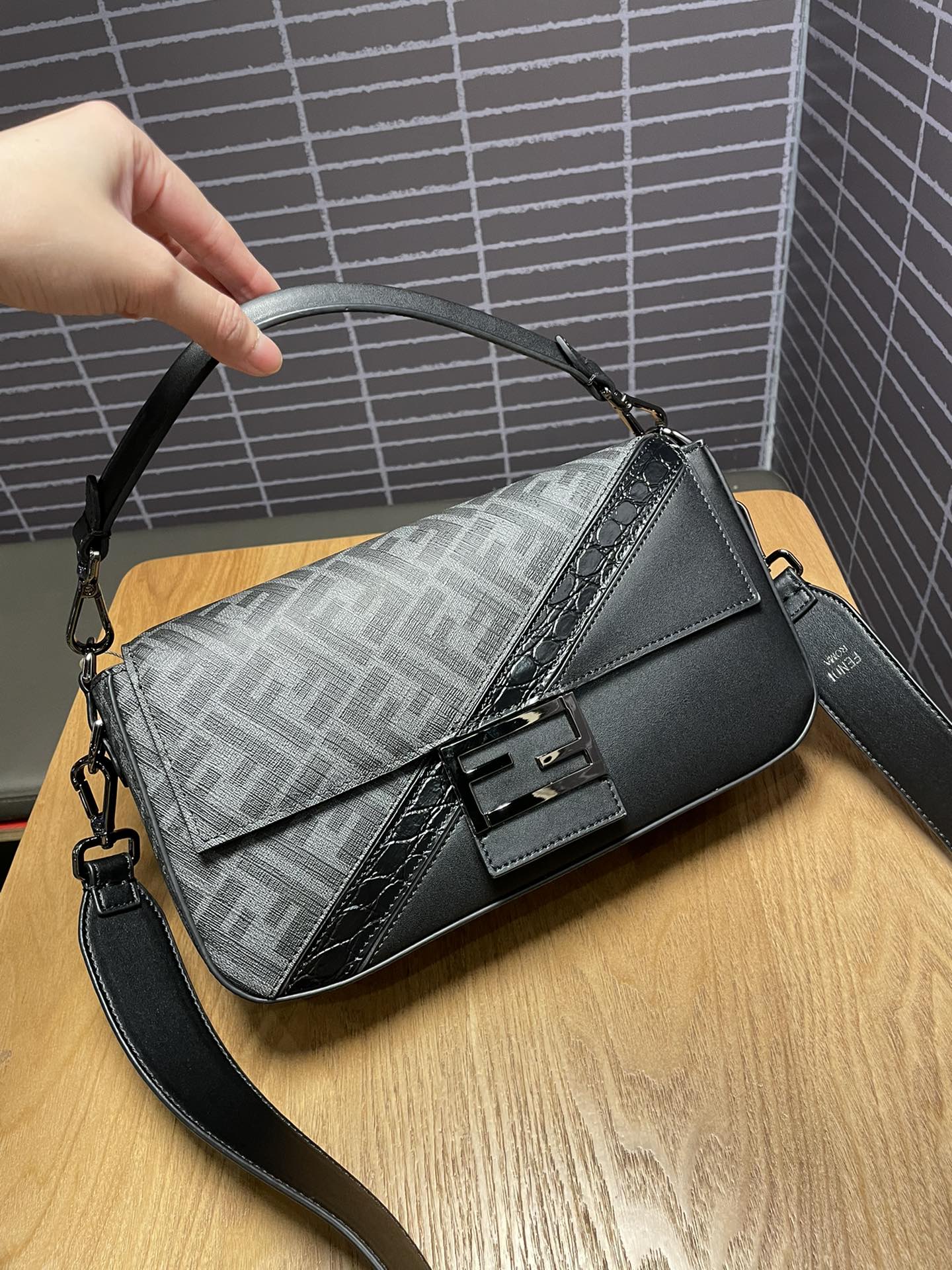 F**di Baguette FF Fabric And Exotic Bag Black For Women 10.5 in/27cm 7VA572ALWIF1DYM