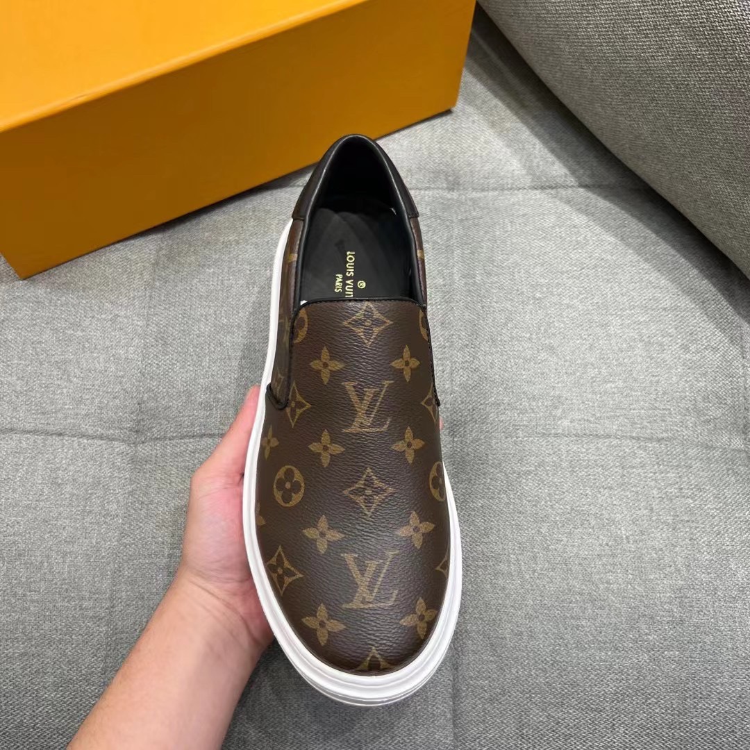 L0vis Vvtt0n Beverly Hills Slip On Brown For Men