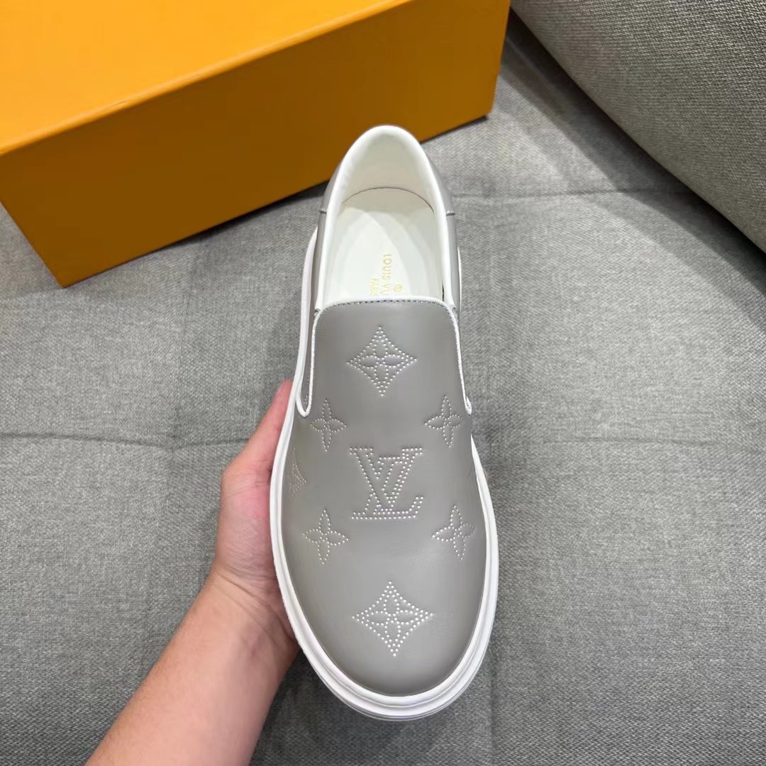 L0vis Vvtt0n Beverly Hills Sneaker Grey For Men