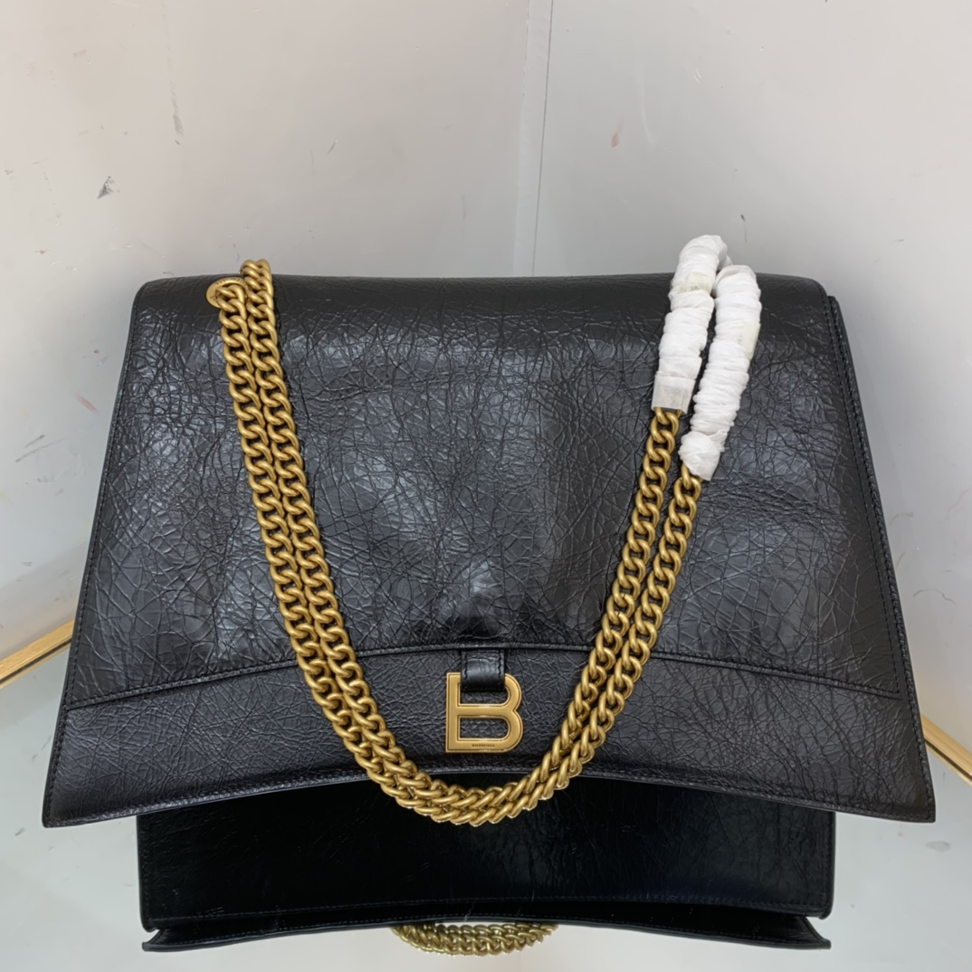 Ba1en*iaga Crush Large Chain Bag In Black For Women 15.7in/ 40cm 716332210IT1000