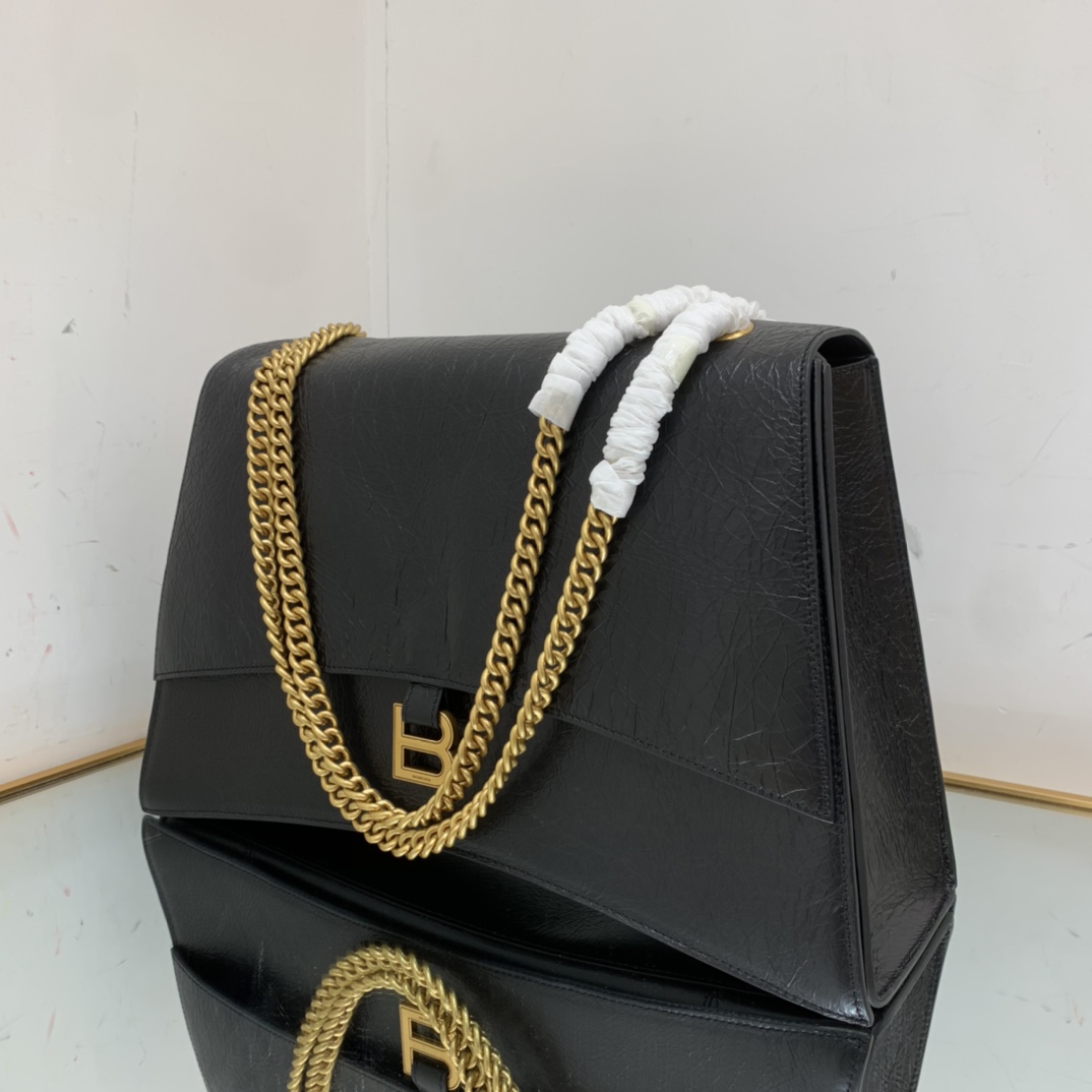 Ba1en*iaga Crush Large Chain Bag In Black For Women 15.7in/ 40cm 716332210IT1000