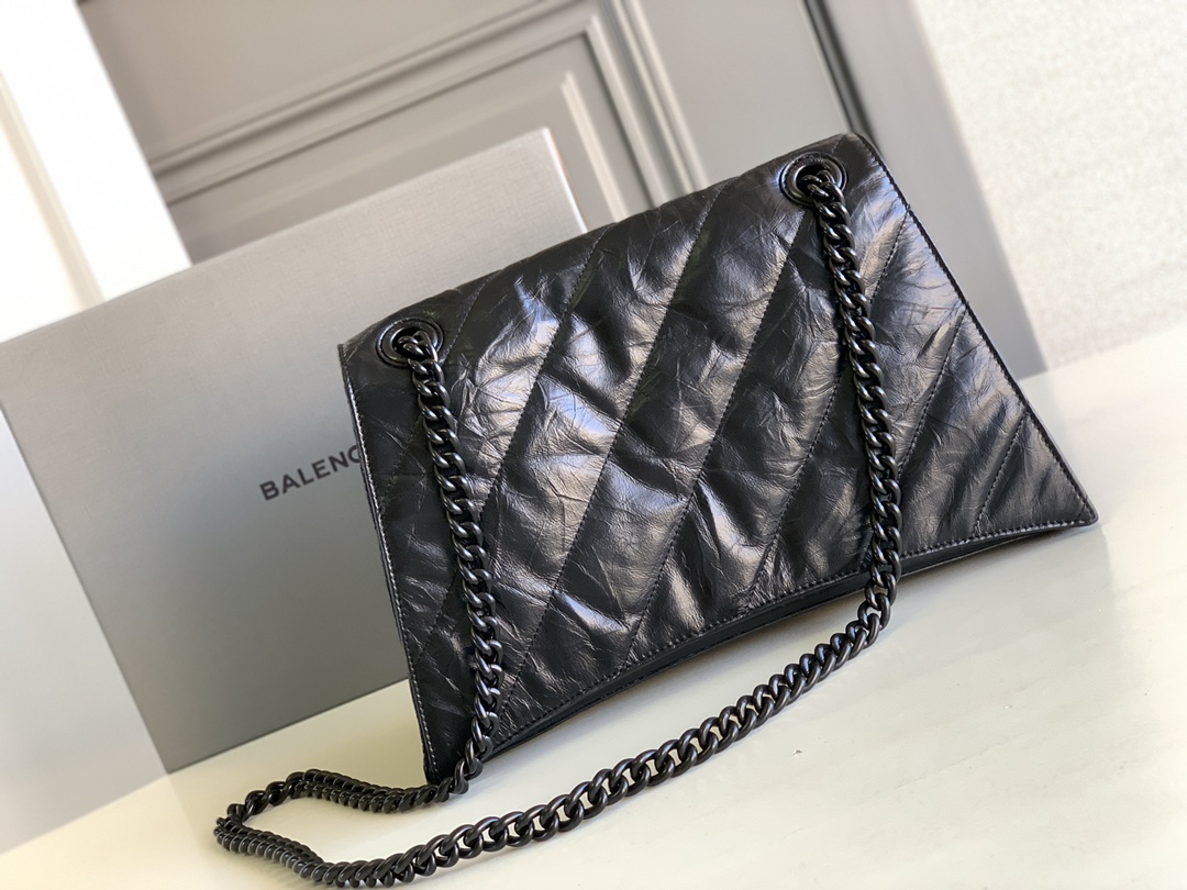 Ba1en*iaga Crush Medium Chain Bag Quilted In Black For Women 12.2in/31cm 716393210IY1000