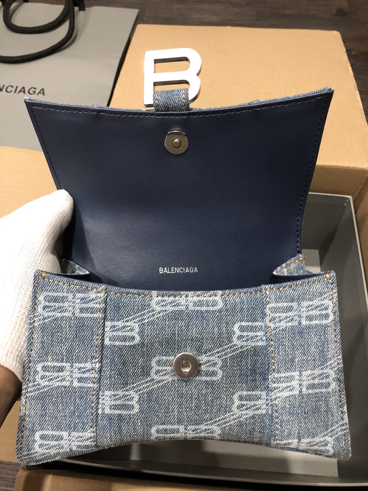 Ba1en*iaga Hourglass XS Handbag Bb Monogram Bleached Denim In Blue For Women 7in/19cm
