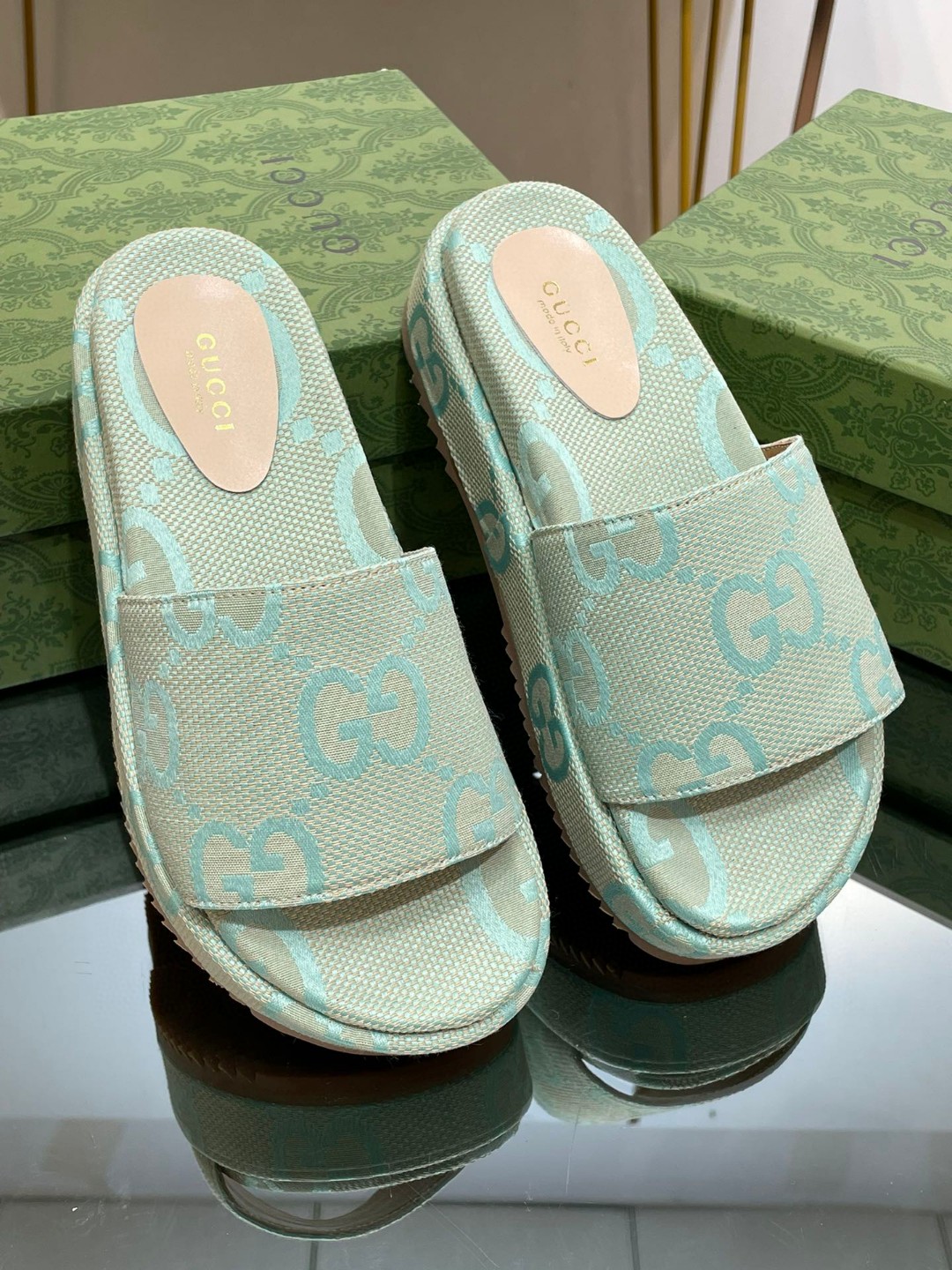 Gvc*1 Jumbo Gg Platform Slide Sandal Light Green For Women